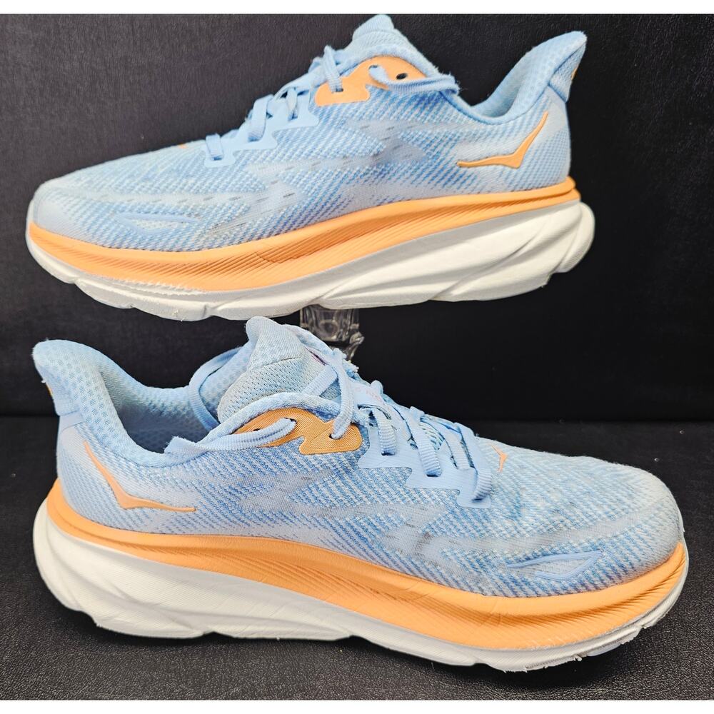 Hoka Women 7.5 Comfy footwear - Picture 3 of 11